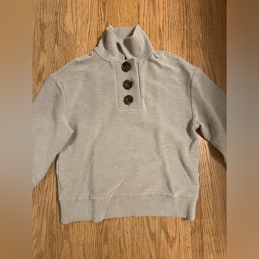 Varley pull over sweatshirt size small